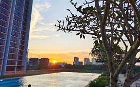 Kanvas Soho Cyberjaya/Netflix/Gym/Jacuzzi/Klia